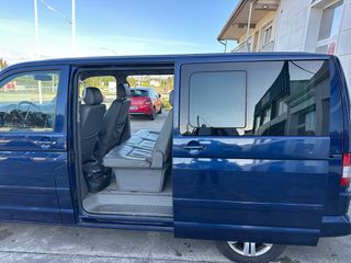 Volkswagen Transporter T5 2004