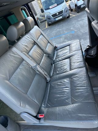 Volkswagen Transporter T5 2004