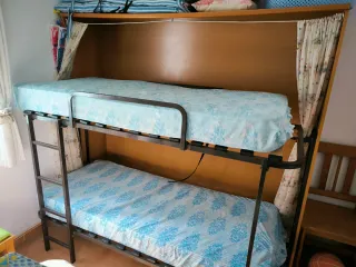 Litera abatible horizontal y dos colchones