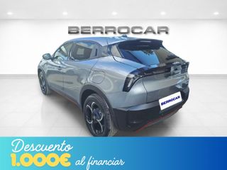 Alfa Romeo Junior Ibrida Speciale 107kW (145CV)