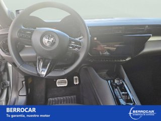 Alfa Romeo Junior Ibrida Speciale 107kW (145CV)