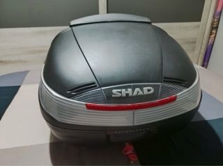 Baúl Shad SH37 + Respaldo + Soporte