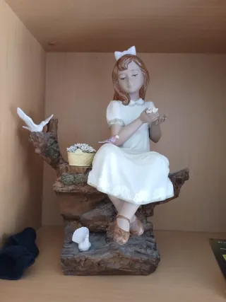 Figura Nadal Niña con Pájaros