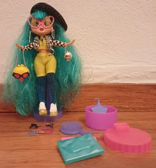 Muñeca LOL Surprise OMG Neonlicius