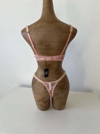 Conjunto lencería encaje rosa