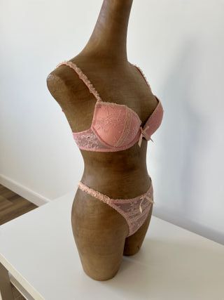 Conjunto lencería encaje rosa