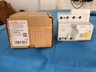 Circutor REC4 4P-63-300 ID Rearme Automático