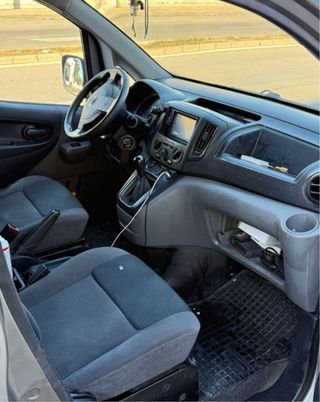 Nissan NV200 2010