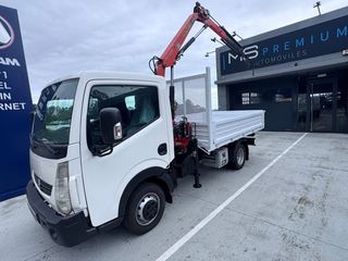 Nissan Cabstar NT400 BASCULANTE Y GRUA