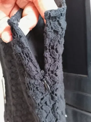 Top Cortefiel calado negro