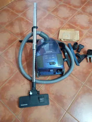 Aspiradora Taurus Discovery 1600W