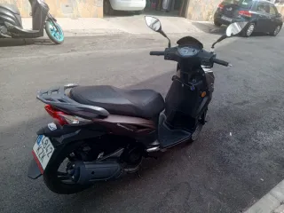 Moto Sym Symphony 2019 Marrón