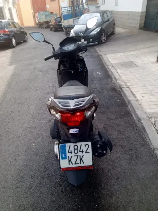 Moto Sym Symphony 2019 Marrón