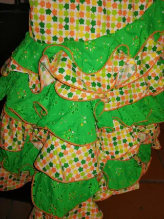 Vestido niña flamenca volantes talla 4 años