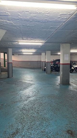 Garaje en alquiler en Girón - Las Delicias - Tabacalera en Málaga
