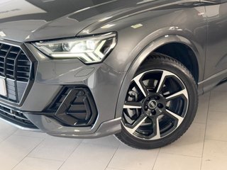 Audi Q3 40 TDI S tronic quattro Black Line - 2021