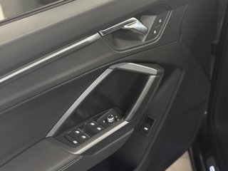 Audi Q3 40 TDI S tronic quattro Black Line - 2021