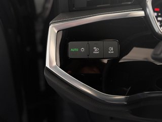 Audi Q3 40 TDI S tronic quattro Black Line - 2021