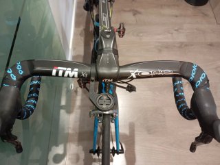 Bicicleta BH G6 PRO DI2 + Mavic Cosmic CXR 60C