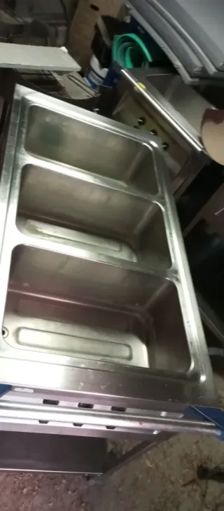3 Carros calientes baño maría 200 euros cada uno