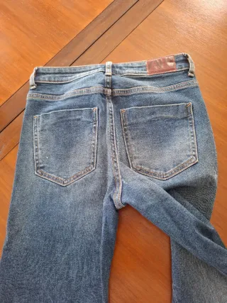 Pantalón vaquero Zara Talla S