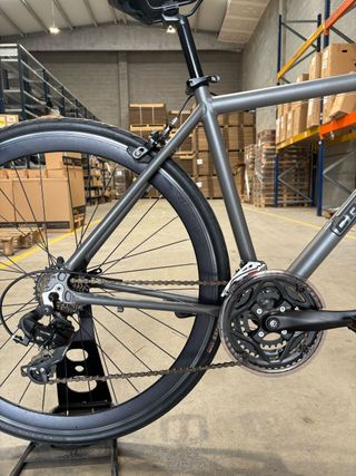 Bicicleta Crest Estate 21 Gris Sable