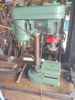 Taladro Vertical Antiguo