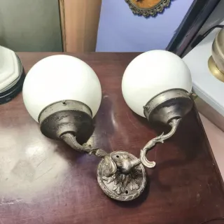 Aplique lámpara Modernista 2 Tulipas Opalina