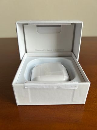 2 AirPods4