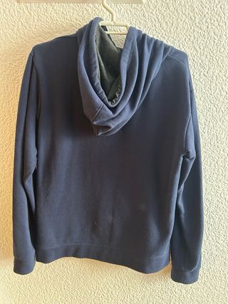 Sudadera Levi's Azul con Logo Rojo