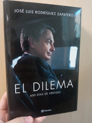 Libros de historia, biografías, novela...