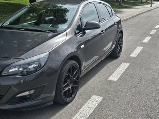 Opel Astra 2014