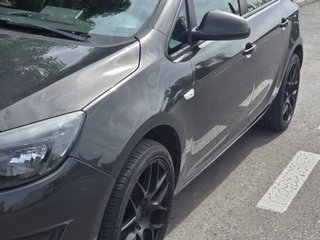 Opel Astra 2014