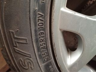 Llantas BMW X5 con neumáticos