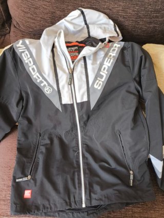 Chaqueta Superdry Negra y Gris