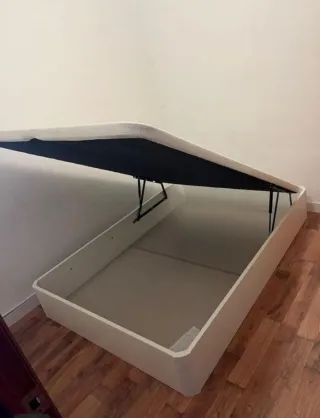 Canapés abatible madera con colchónes