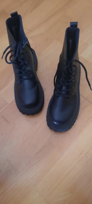 Botas negras talla 40