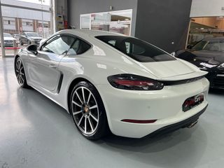 Porsche 718 Cayman 2018