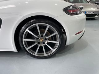 Porsche 718 Cayman 2018