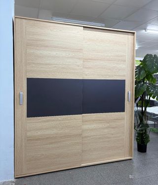 Armario puertas correderas LOVE