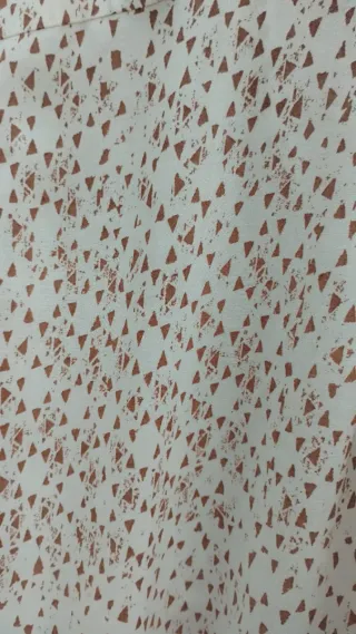 Camisa H&M sin mangas estampada Talla L