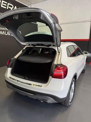 MERCEDES GLA  180 1.6, 122 CV