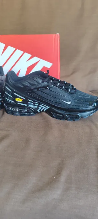 Tênis Nike Air Max Plus III