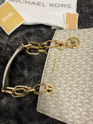 Bolso Michael Kors Beige y Dorado