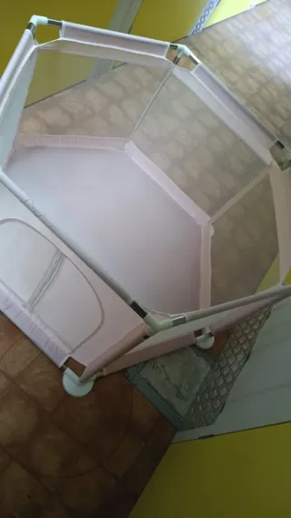 Parco giochi esagonale rosa