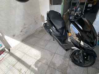 Linhai Buck 125 Negra - Moto Scooter