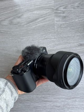 Sony ZV-E10 + Sigma 16mm F1.4 DC DN