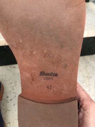 Scarpe uomo scamosciate Bata blu