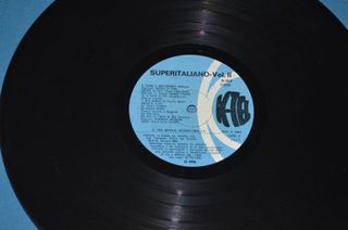 Lote variado 27 discos vinilo LPs.