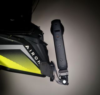 Soporte GoPro - Airoh commander 2
